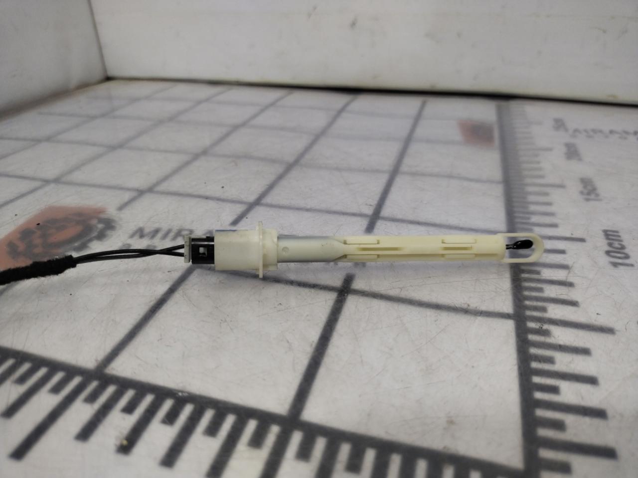 датчик (прочие) Chevrolet Equinox 3 поколение 2019, 1.5 л., бензин, АКПП, серый, внедорожник 5 дв., полный привод - фото №1