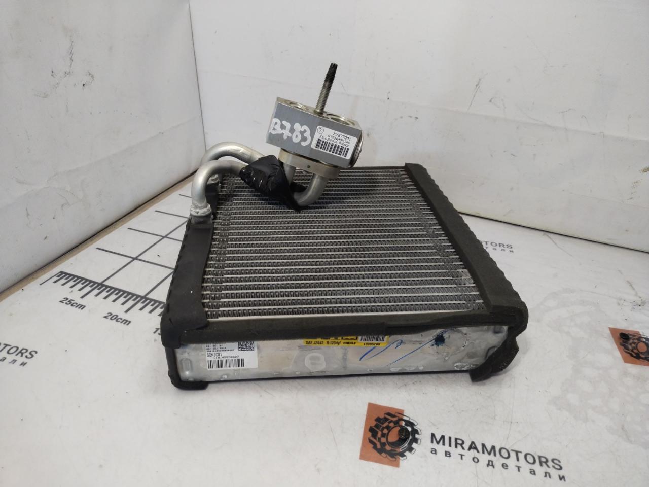 осушитель кондиционера Chevrolet Equinox 3 поколение 2019, 1.5 л., бензин, АКПП, серый, внедорожник 5 дв., полный привод, 16453417 - фото №1