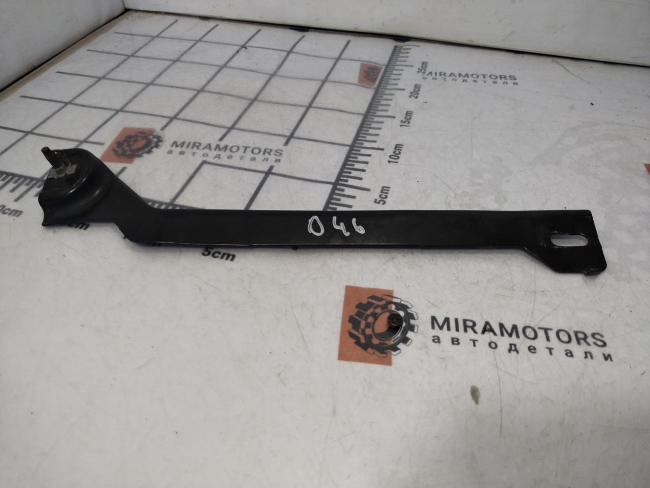 передняя панель крепления облицовки (телевизор) Chevrolet Equinox 3 поколение 2018, 2.0 л., бензин, АКПП, синий, внедорожник 5 дв., передний привод - фото №1