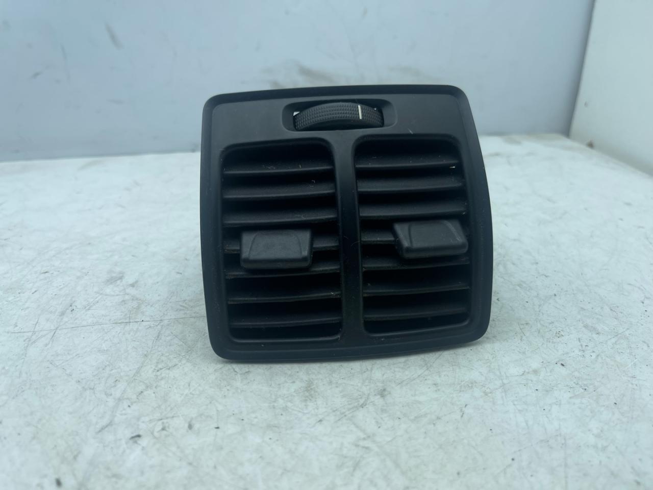 дефлектор обдува салона Ford Escape 3 поколение C520 2013, 1.5 л., бензин, АКПП, внедорожник 5 дв. - фото №1