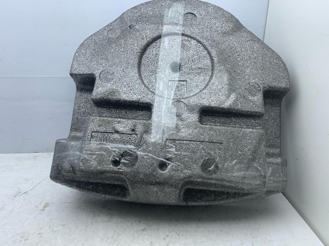 домкрат Buick Encore 1 поколение 2014, 1.4 л., бензин, АКПП, баклажан, внедорожник 5 дв. - фото №1