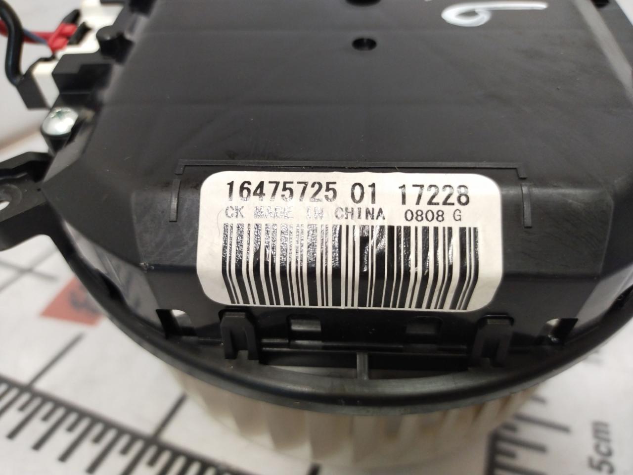 моторчик печки Chevrolet Equinox 3 поколение 2018, 2.0 л., бензин, АКПП, синий, внедорожник 5 дв., передний привод, 164757250117228 - фото №1