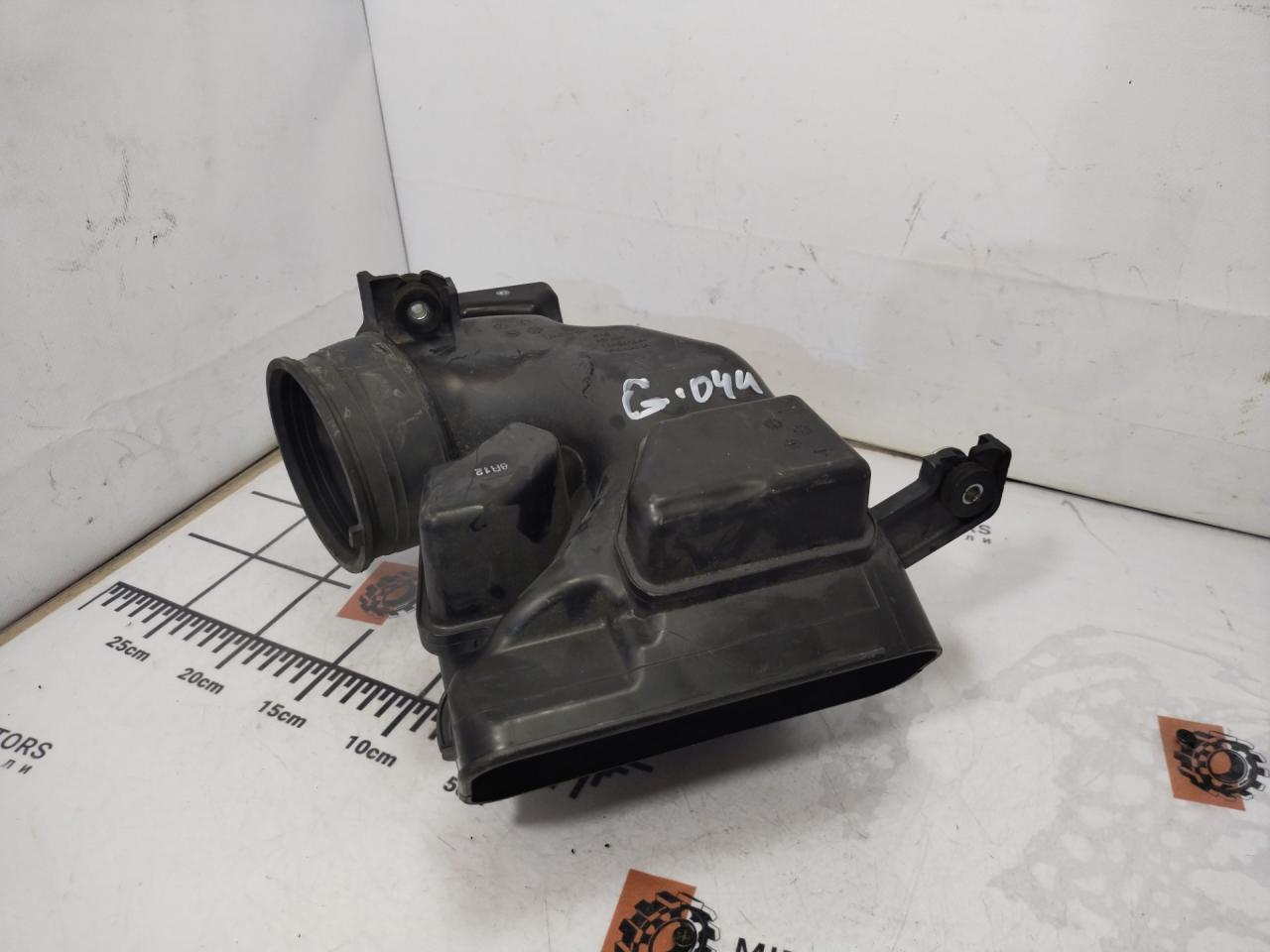 воздухозаборник Acura RDX 3 поколение 2019, 2.0 л., бензин, АКПП, белый, внедорожник 5 дв., полный привод, 17250-5YF-A03 - фото №1