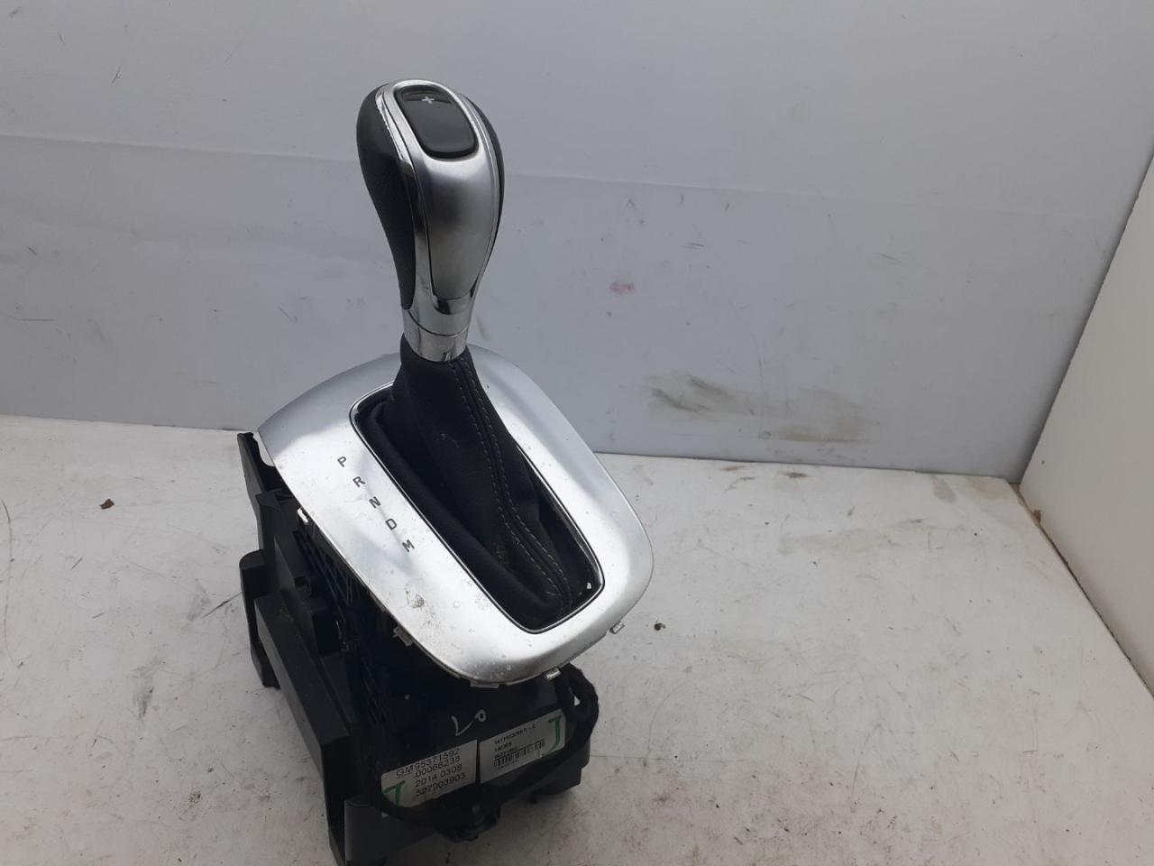 кулиса Buick Encore 1 поколение 2014, 1.4 л., бензин, АКПП, баклажан, внедорожник 5 дв., 95371592 - фото №1