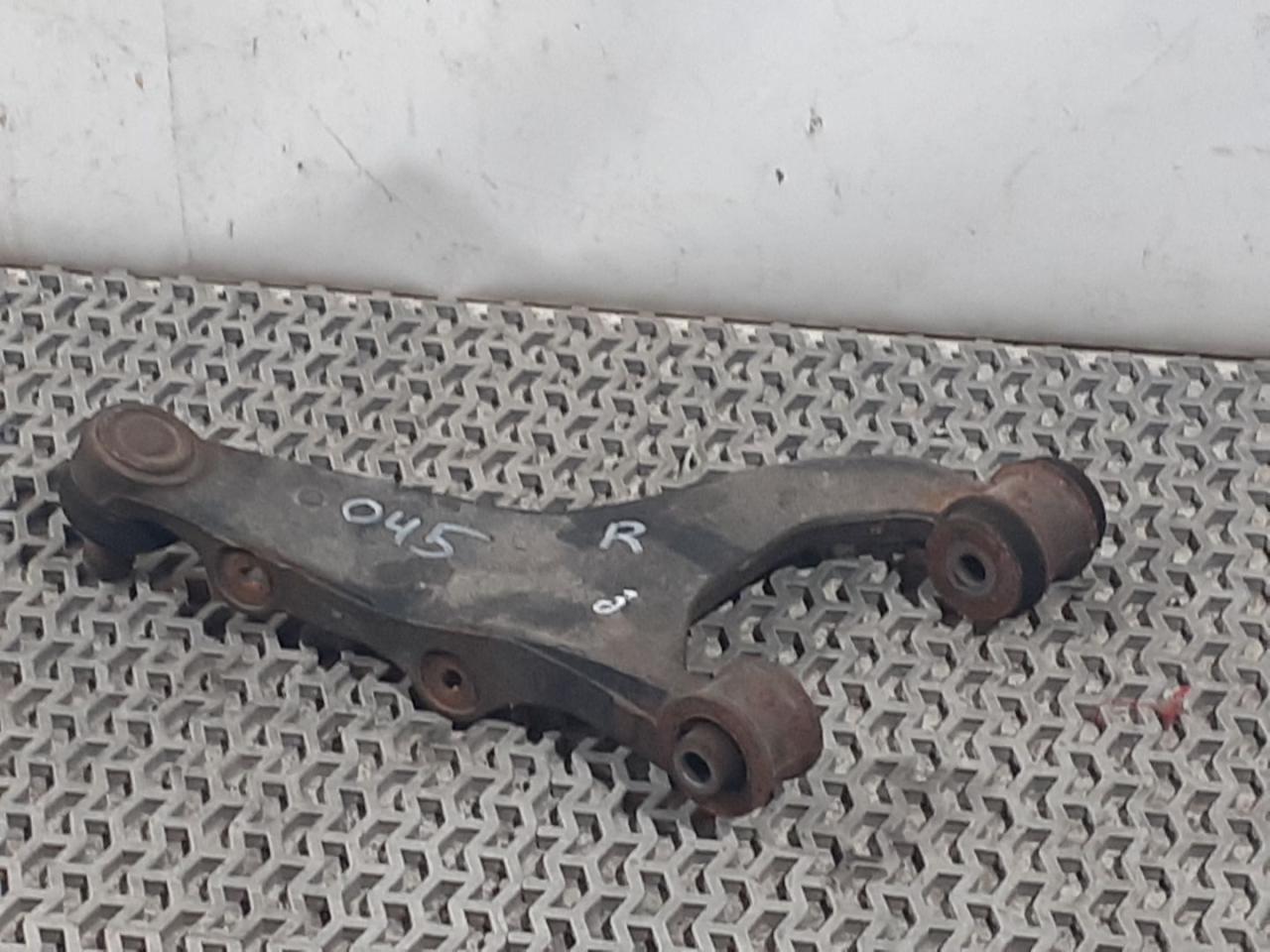 рычаг задний правый Subaru Forester 5 поколение (SK) 2020, 2.5 л., бензин, АКПП, серый, внедорожник 5 дв., полный привод - фото №1