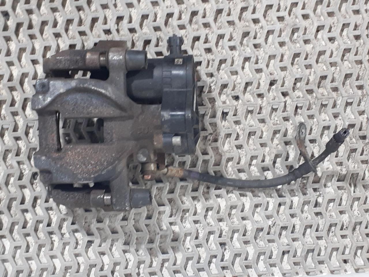 суппорт задний правый Subaru Forester 5 поколение (SK) 2020, 2.5 л., бензин, АКПП, серый, внедорожник 5 дв., полный привод, 26620510000 - фото №1