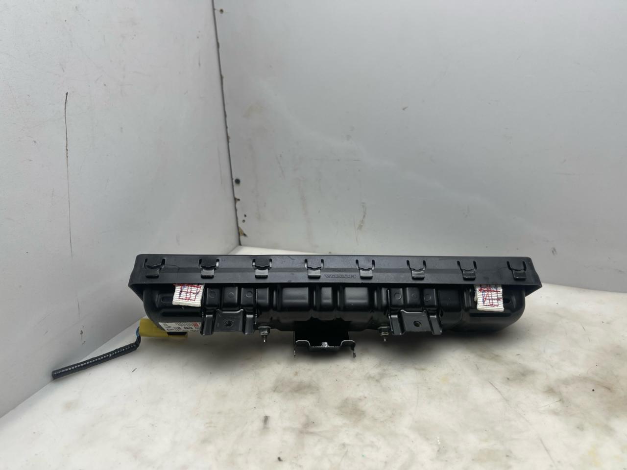 подушка безопасности коленная Acura RDX 3 поколение 2019, 2.0 л., бензин, АКПП, белый, внедорожник 5 дв., полный привод, 78950TJBA830M1 - фото №1