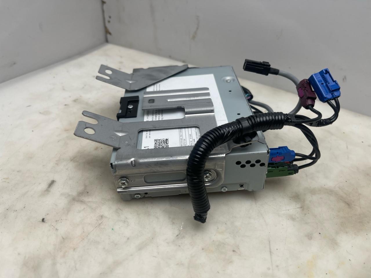 блок управления мультимедия Acura RDX 3 поколение 2019, 2.0 л., бензин, АКПП, белый, внедорожник 5 дв., полный привод, 39540TJBA118M1 - фото №1