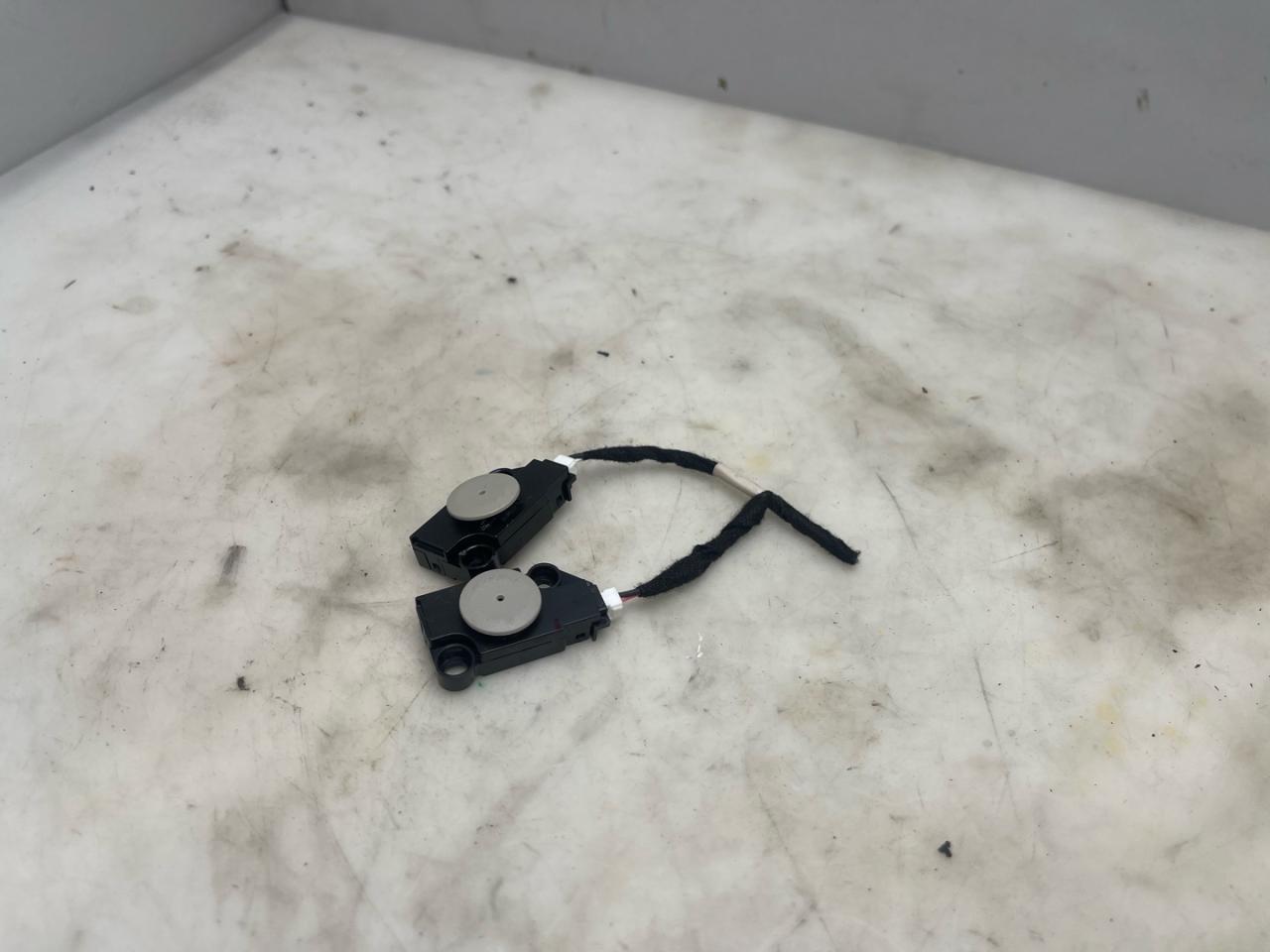 Датчик звукового сигнала (зуммер) Acura RDX 3 поколение 2019, 2.0 л., бензин, АКПП, белый, внедорожник 5 дв., полный привод, PA028AJ, AJJMZ2051897, AJJMZ2053521 - фото №1
