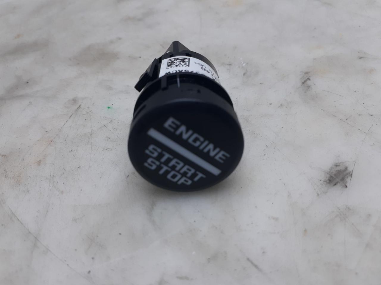 кнопка запуска двигателя Ford Bronco Sport 1 поколение 2021, 1.5 л., бензин, АКПП, серебряный, внедорожник 5 дв., полный подключаемый привод, M2DT14C376ACW - фото №1