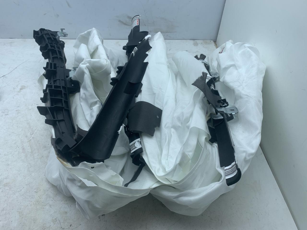 подушка безопасности боковая (шторка) Acura RDX 3 поколение 2019, 2.0 л., бензин, АКПП, белый, внедорожник 5 дв., полный привод, 78870-TJB-A82 - фото №1