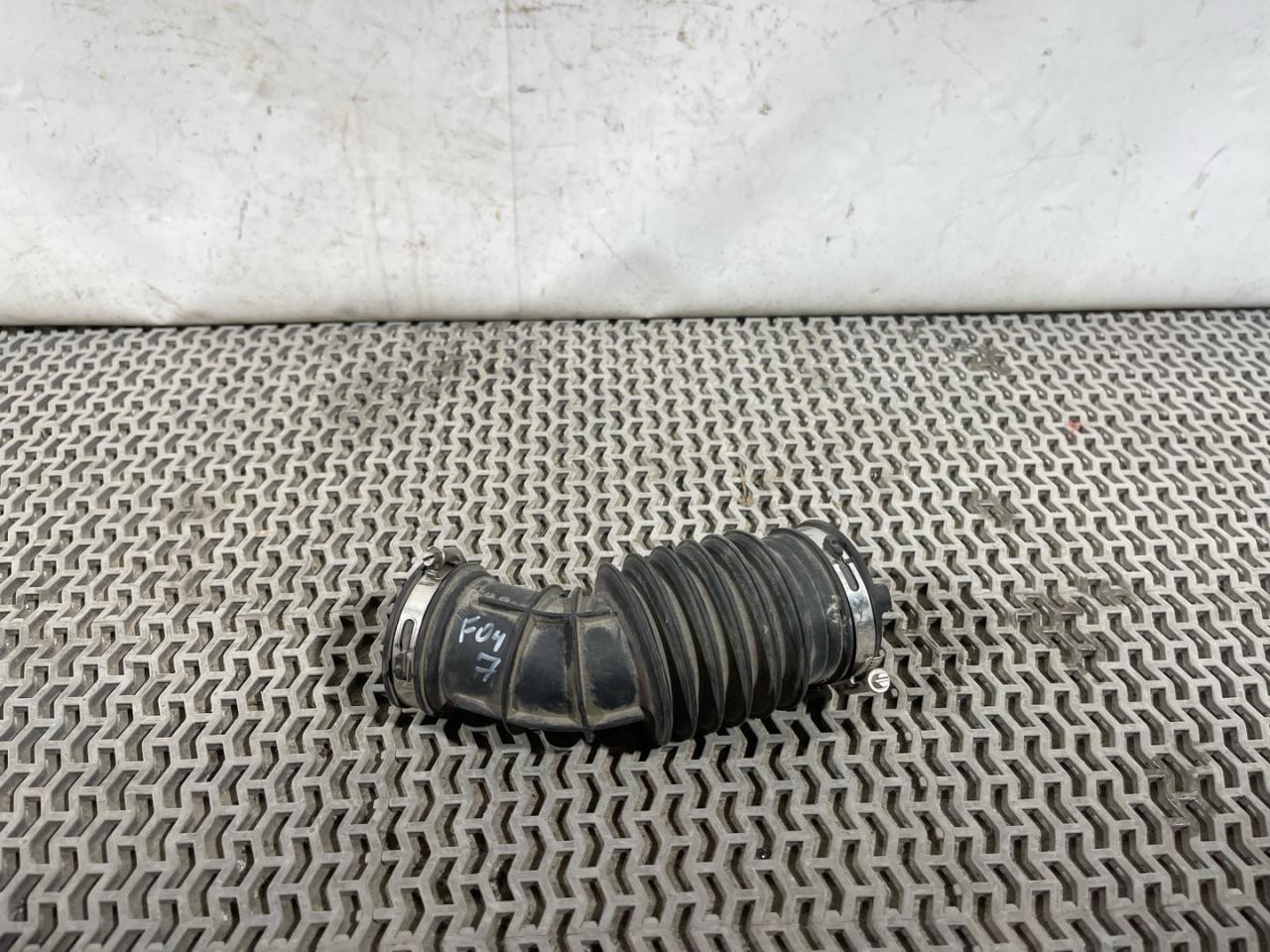 патрубок воздушного фильтра Ford Bronco Sport 1 поколение 2021, 1.5 л., бензин, АКПП, серебряный, внедорожник 5 дв., полный подключаемый привод, JX619R504C - фото №1