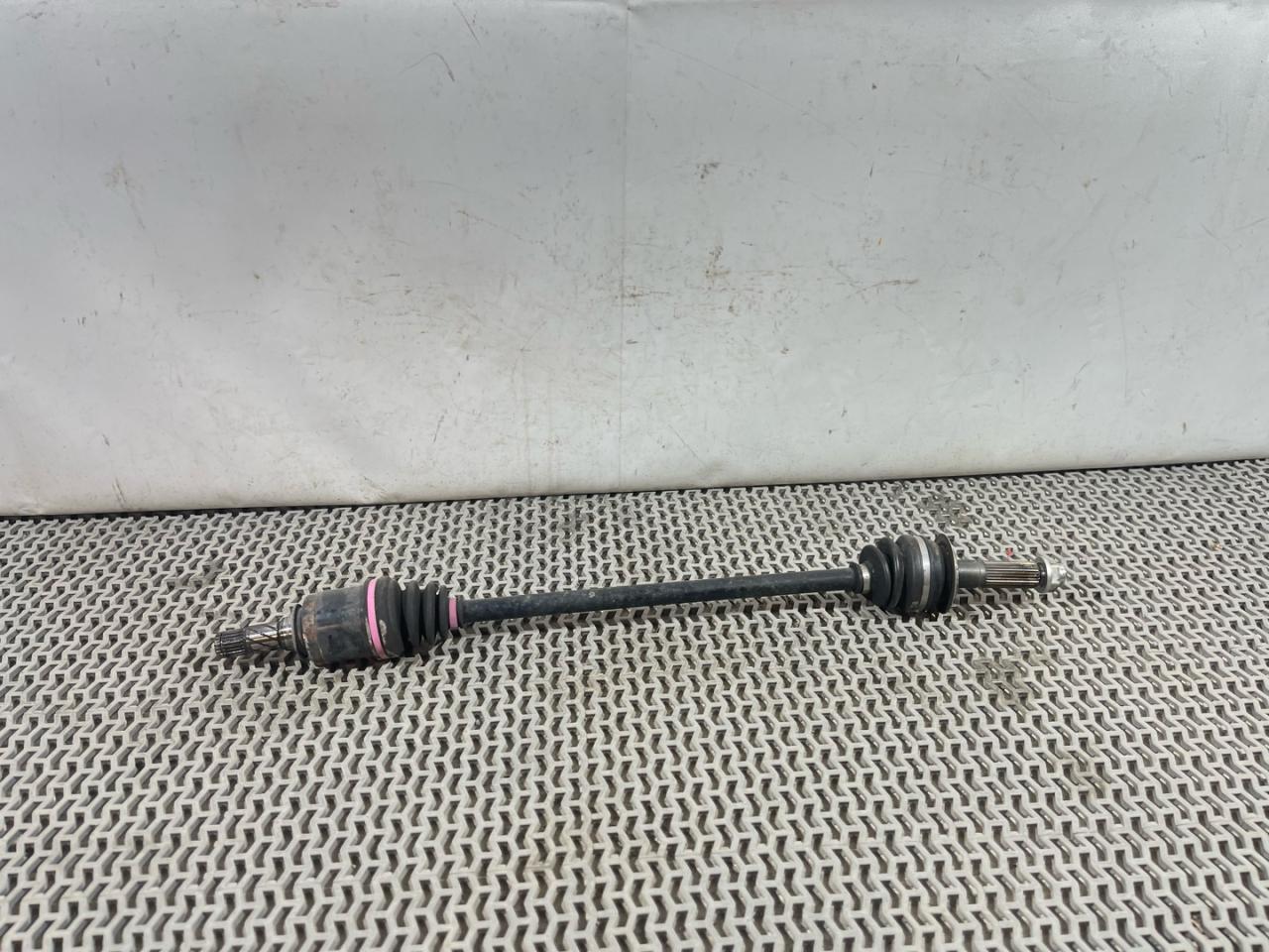 полуось задняя (приводной вал, ШРУС) Subaru Forester 5 поколение (SK) 2020, 2.5 л., бензин, АКПП, серый, внедорожник 5 дв., полный привод - фото №1