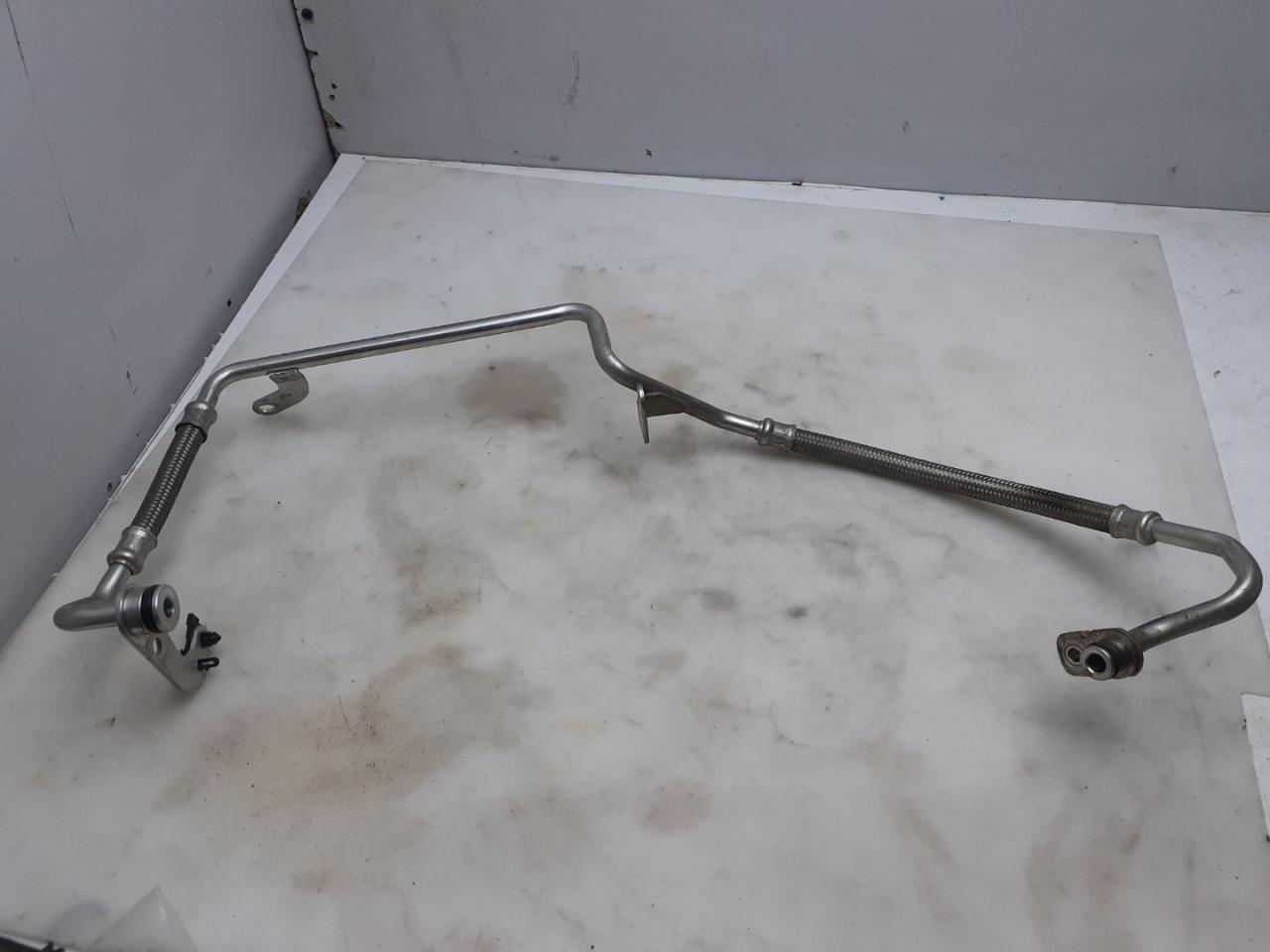 масляная трубка турбины Ford Bronco Sport 1 поколение 2021, 1.5 л., бензин, АКПП, серебряный, внедорожник 5 дв., полный подключаемый привод, JX6G9V472BB - фото №1