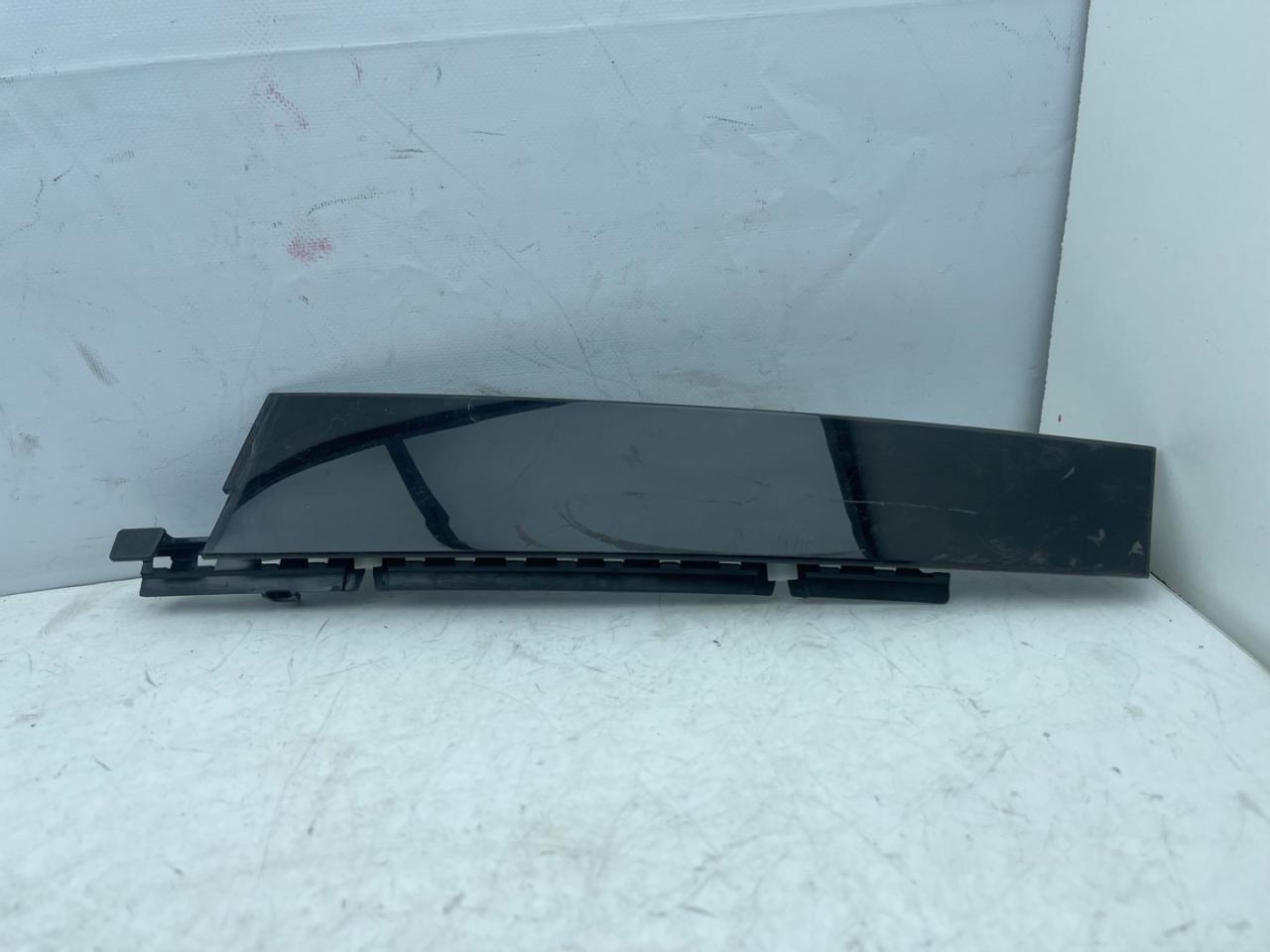 молдинг двери передней правой Ford Bronco Sport 1 поколение 2021, 1.5 л., бензин, АКПП, серебряный, внедорожник 5 дв., полный подключаемый привод, M1PBS20898ADW - фото №1