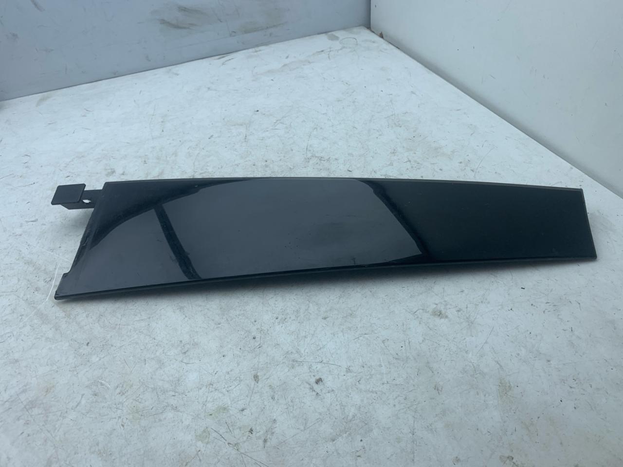 молдинг двери задней правой Ford Bronco Sport 1 поколение 2021, 1.5 л., бензин, АКПП, серебряный, внедорожник 5 дв., полный подключаемый привод, M1PBS254A40AD - фото №1