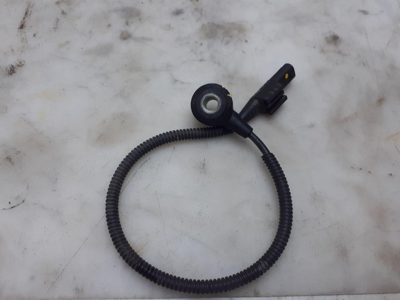 датчик детонации Volkswagen Tiguan 2 поколение 2018, 2.0 л., FSI, бензин, АКПП, белый, внедорожник 5 дв. - фото №1