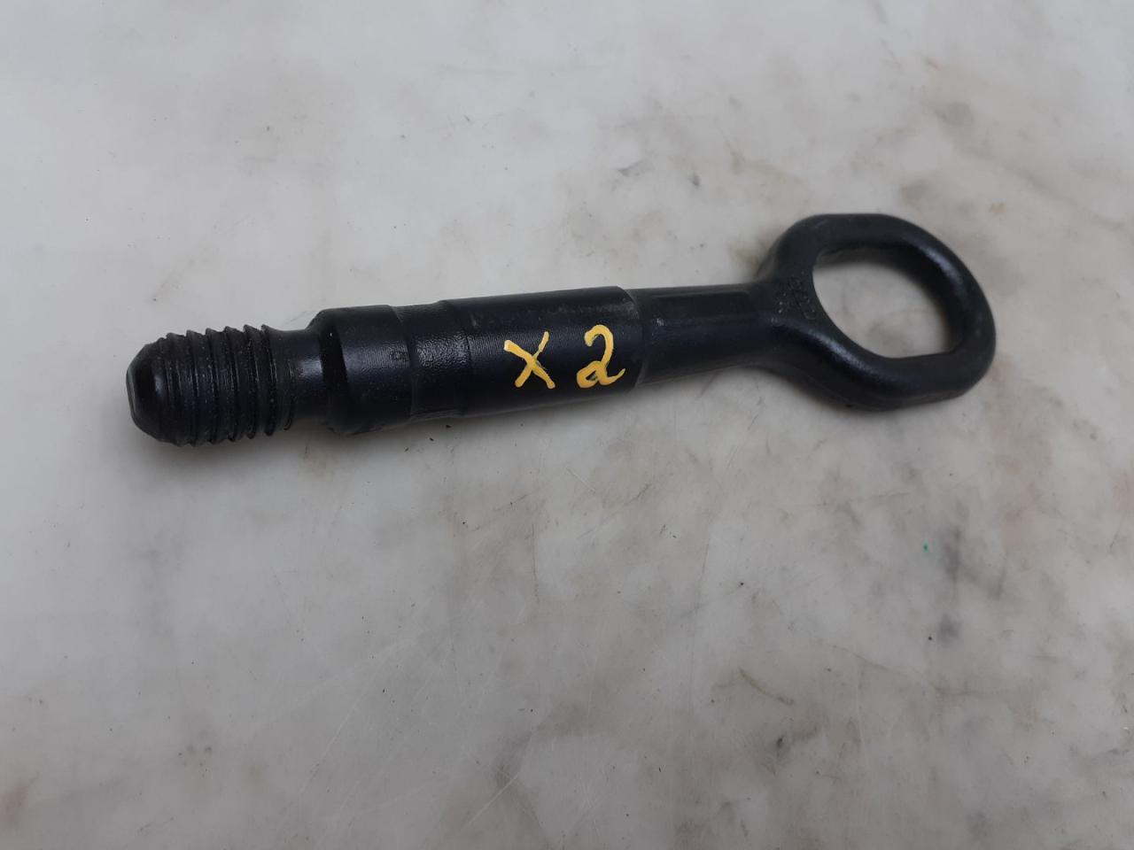 крюк буксировочный Volkswagen Tiguan 2 поколение 2018, 2.0 л., FSI, бензин, АКПП, белый, внедорожник 5 дв. - фото №1