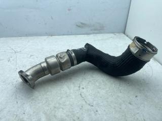 патрубок интеркулера Chevrolet Equinox 3 поколение 2019, 2.0 л., бензин, АКПП, черный, внедорожник 5 дв., полный привод, 23278445