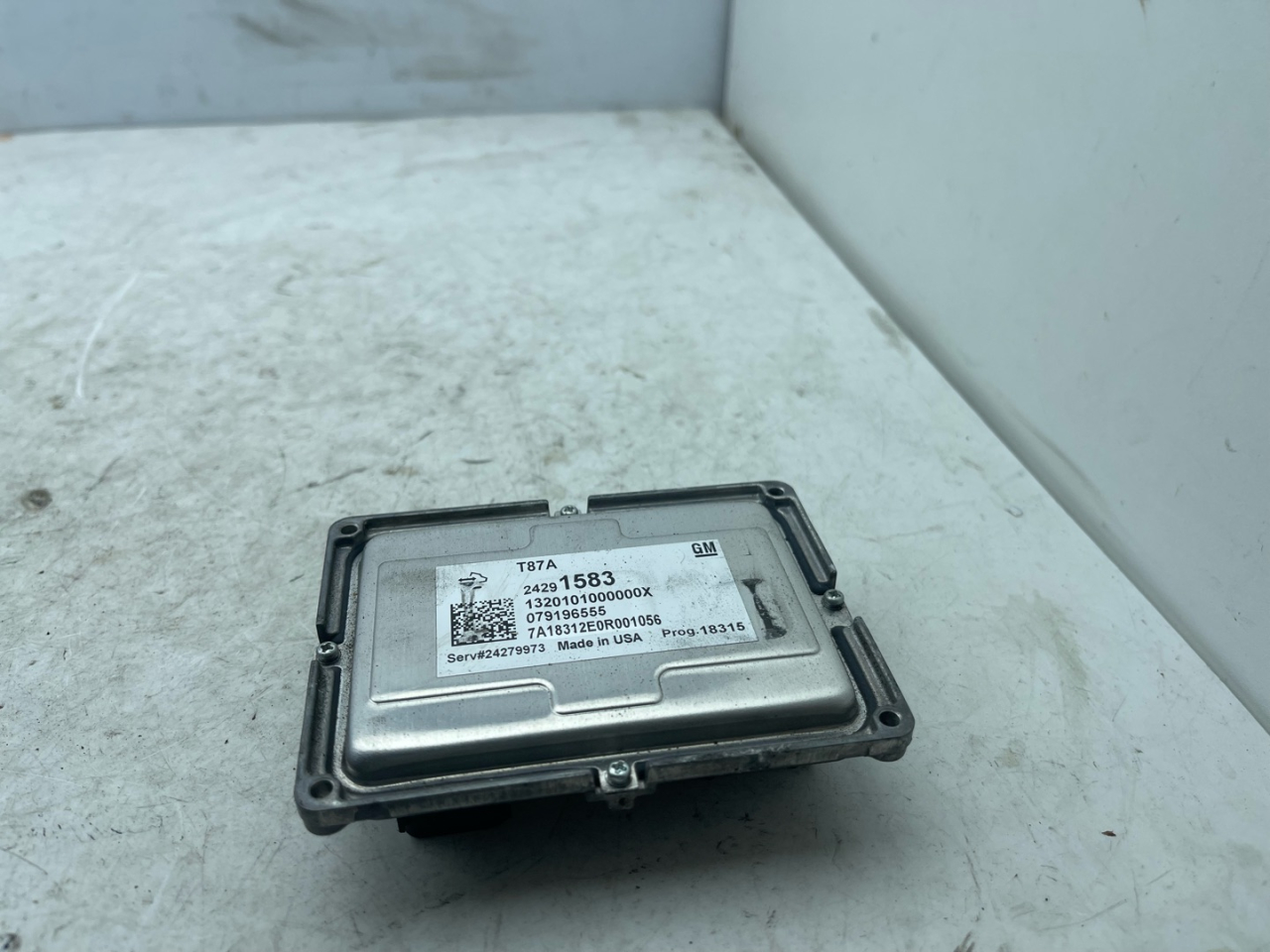 блок управления АКПП Chevrolet Equinox 3 поколение 2019, 2.0 л., бензин, АКПП, черный, внедорожник 5 дв., полный привод, 24291583 - фото №1