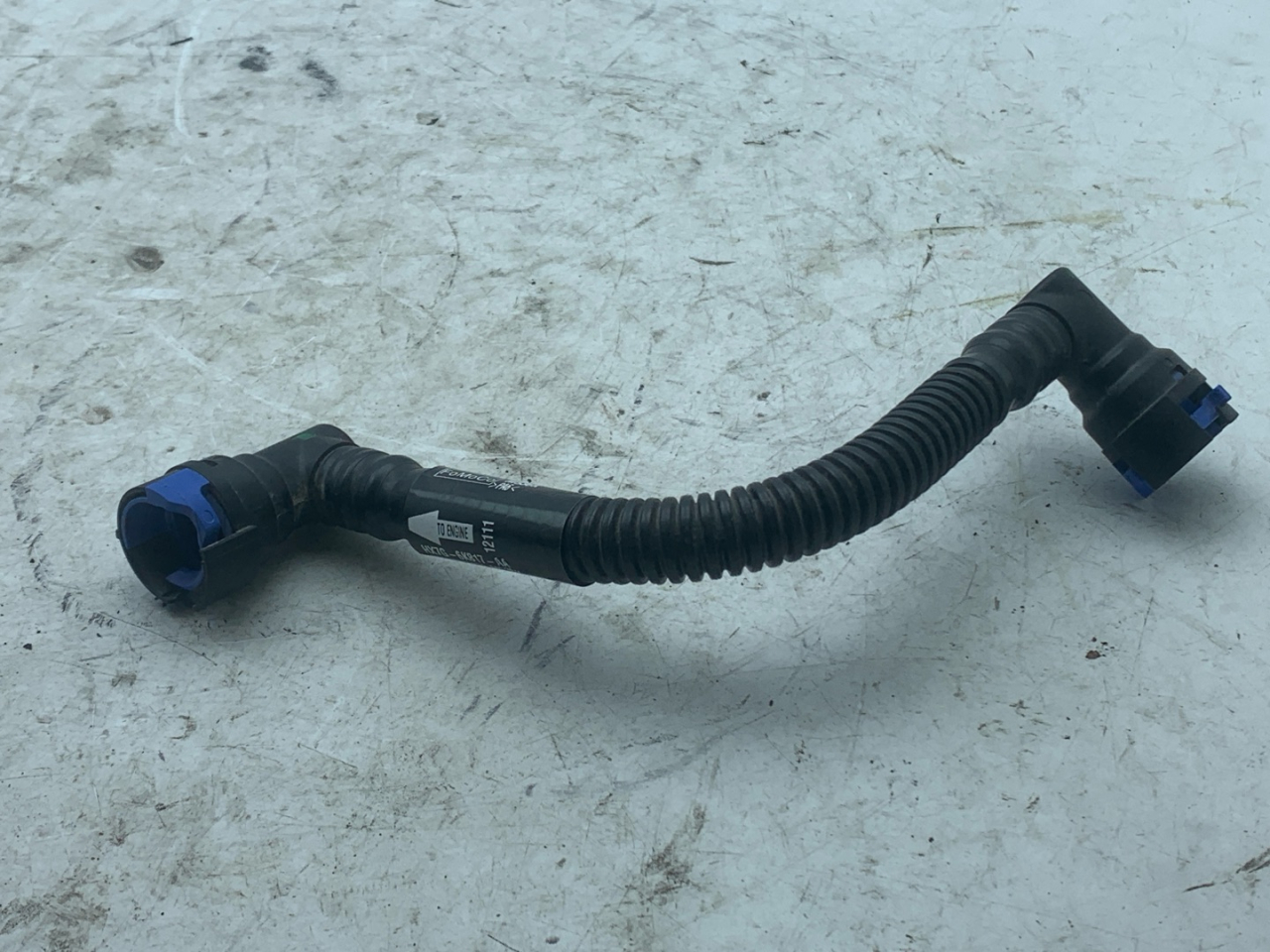 патрубок вентиляции картера Ford Bronco Sport 1 поколение 2021, 1.5 л., бензин, АКПП, серебряный, внедорожник 5 дв., полный подключаемый привод, HX7G6K817AA - фото №1