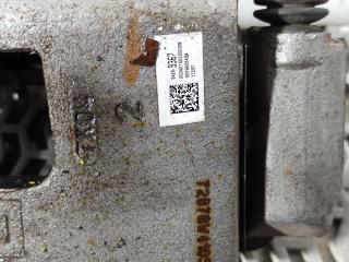 суппорт передний правый Chevrolet Equinox 3 поколение 2018, 2.0 л., бензин, АКПП, синий, внедорожник 5 дв., передний привод, 84269367