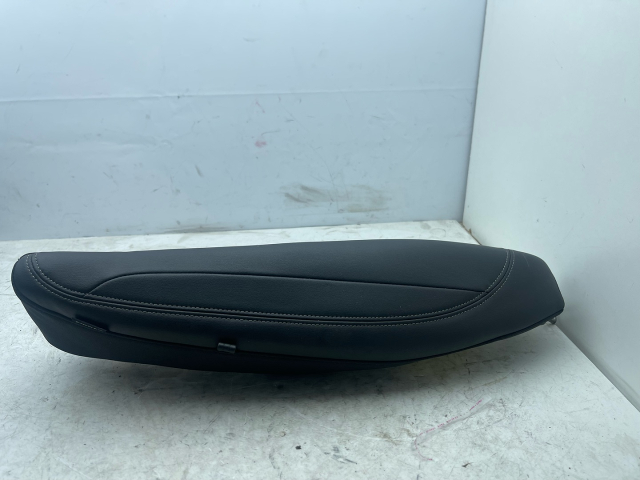 подушка безопасности Buick Encore 1 поколение 2014, 1.4 л., бензин, АКПП, баклажан, внедорожник 5 дв., 95415149 - фото №1