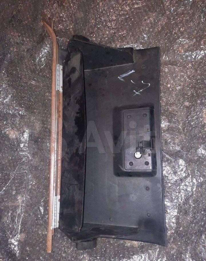 бардачок Chrysler Stratus 1 поколение 1999 - фото №1