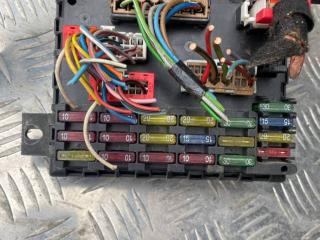 блок предохранителей Alfa Romeo 156 1 поколение 2004, 2.0 л., бензин, МКПП, 60679160