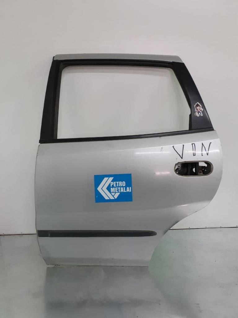 дверь задняя левая Nissan Almera Tino V10 2002, 2.2 л. - фото №1