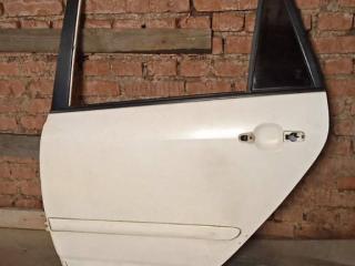дверь задняя левая Toyota Corolla Verso 1 поколение 2003
