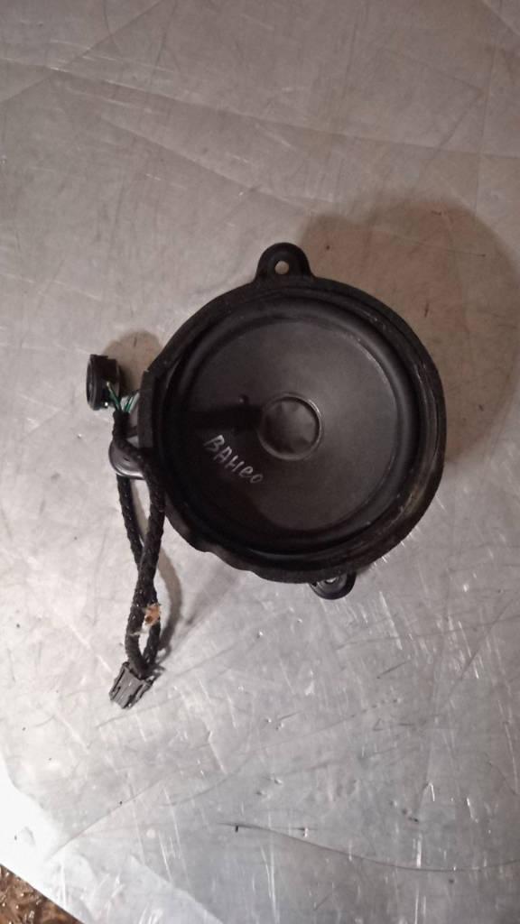 динамик высокочастотный (пищалка) Mercedes-Benz Vaneo W414 2003 - фото №1