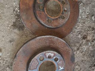 диск тормозной передний Audi A3 8L 1999, 1.6 л., бензин