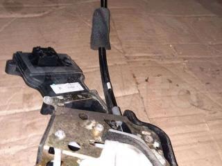 замок двери задней правой Mazda 6 GG [рестайлинг] 2005, универсал