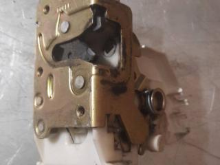 замок двери задней левой Ford Mondeo 3 поколение [рестайлинг] 2004, XS41A26413CG