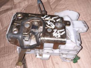 замок двери передней правой Toyota Avensis 1 поколение (T220) 2000