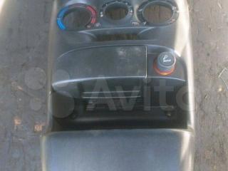 консоль салона (центральная часть) Fiat Punto 2 поколение 2001