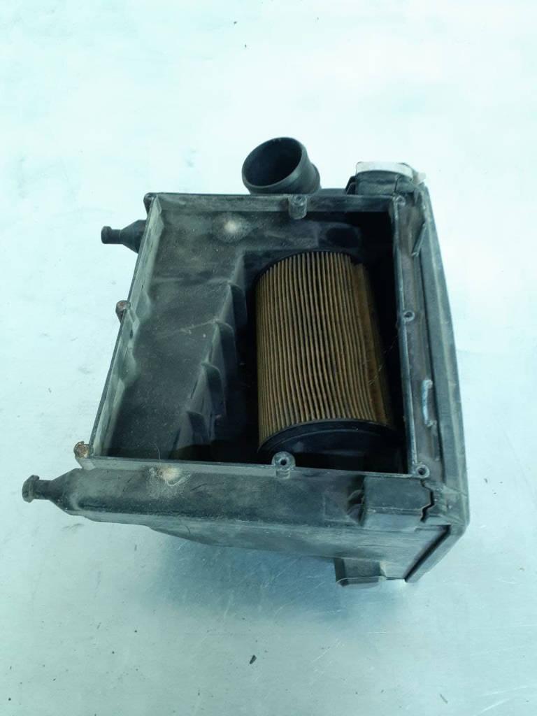 корпус воздушного фильтра Smart Fortwo 1 поколение 2001, 0.6 л., бензин, 0003123V007, 1600940002 - фото №1