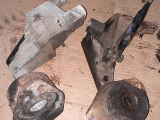 кронштейн двигателя Alfa Romeo 156 1 поколение 2006, 2.0 л., бензин, 60672234, 7770915