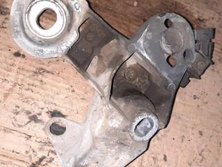 кронштейн двигателя Audi A6 4B/C5 C5 2000, 2.4 л., бензин, 4B01993528