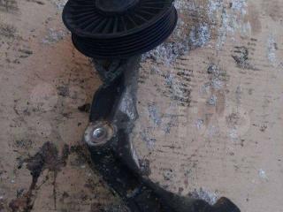 кронштейн компрессора кондиционера Opel Zafira 1 поколение (A) [рестайлинг] 2004, 2.0 л., дизель, 24459840