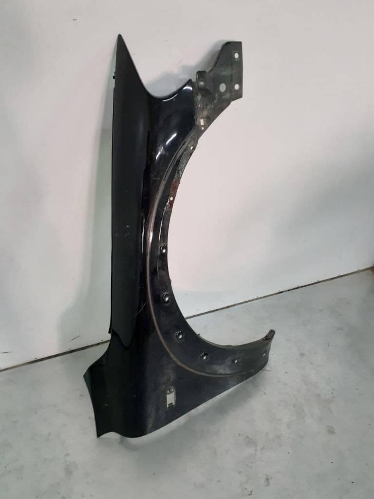 крыло переднее правое Volvo XC70 1 поколение 2000 - фото №1