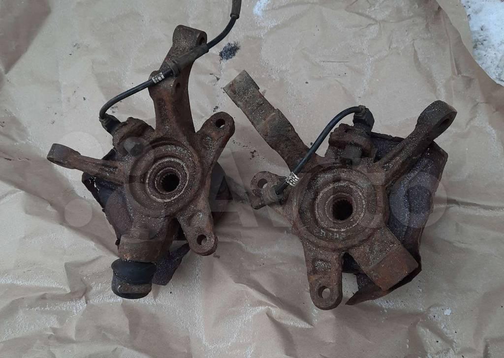 кулак поворотный левый Chevrolet Aveo T200 2005, хетчбэк 5 дв., 96535190, 96535191 - фото №1