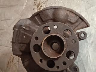 кулак поворотный левый Mercedes-Benz A-Класс W168 2000