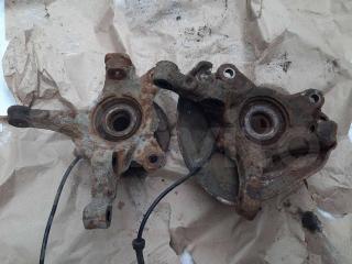 кулак Mitsubishi Colt 6 поколение (Z20/Z30) 2005, 1.5 л., дизель