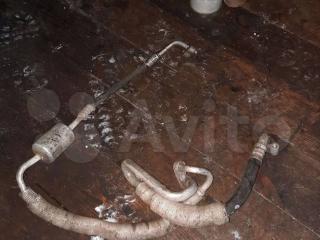 трубка кондиционера Kia Carens 1 поколение [рестайлинг] 2006, 2.0 л., дизель