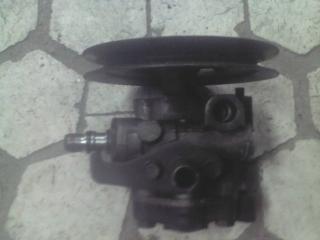 насос гидроусилителя руля Toyota Land Cruiser J70 [рестайлинг] 1998, 3.0 л., дизель