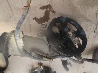 насос гидроусилителя руля Toyota Yaris P1 2001, 1.3 л., бензин, 4431052011