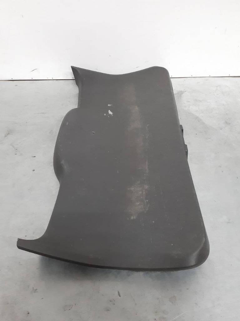 обшивка крышки багажника Ford C-Max 1 поколение 2006, 3M51R40411 - фото №1