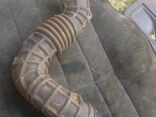 патрубок воздушного фильтра Chrysler Sebring 3 поколение 2008, 04891635AC